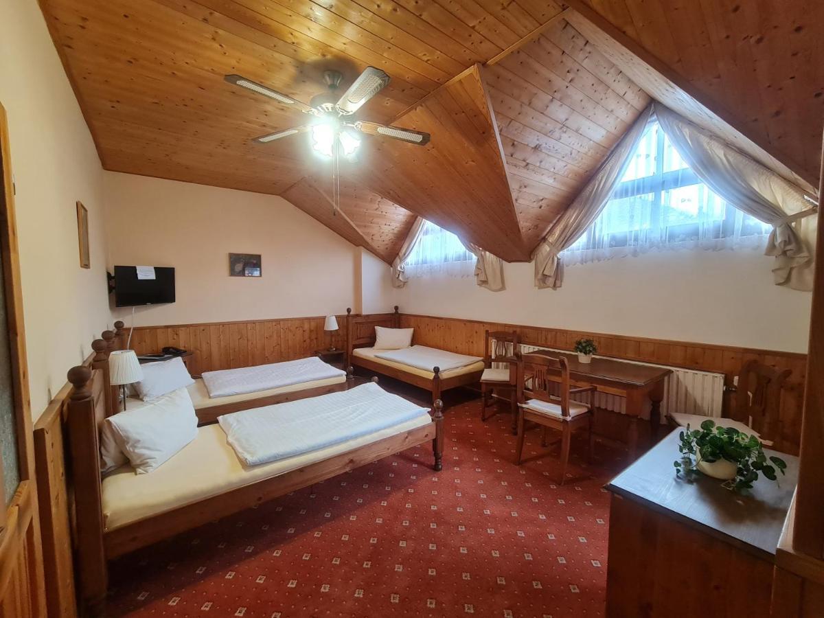 Garni Hotel Asas*** Most Exterior photo