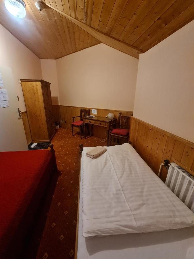 Garni Hotel Asas*** Most Exterior photo