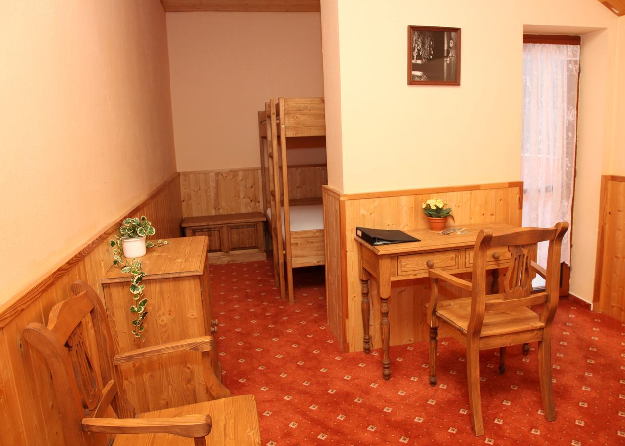 Garni Hotel Asas*** Most Exterior photo