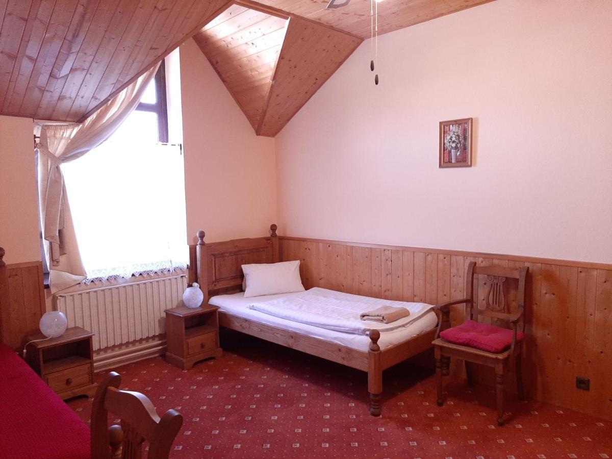 Garni Hotel Asas*** Most Exterior photo