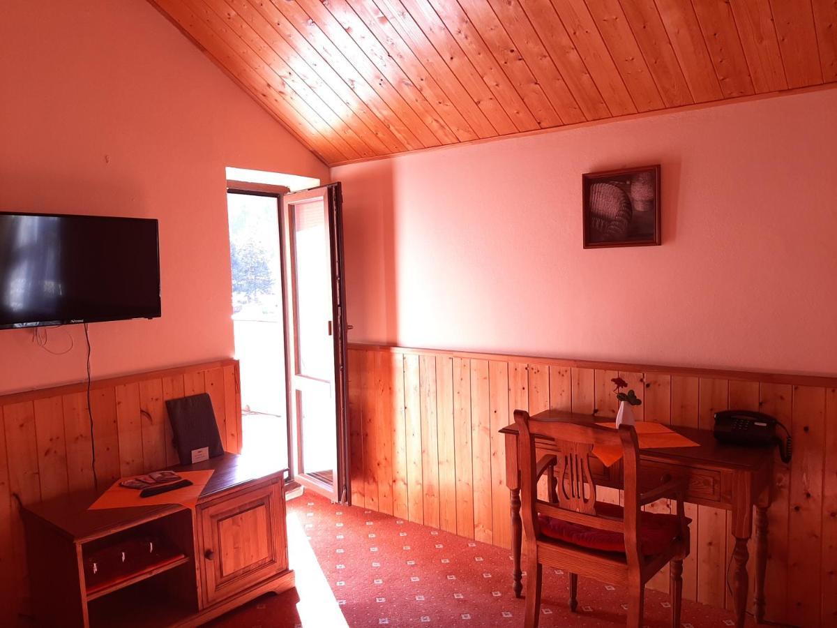 Garni Hotel Asas*** Most Exterior photo